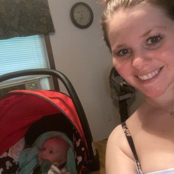 Meet your Posher, Heidi - Picture 4 of 15